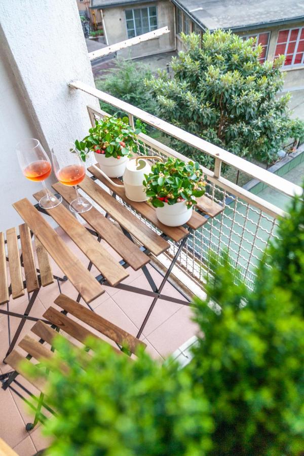 Sebino Guest House Milan Bagian luar foto