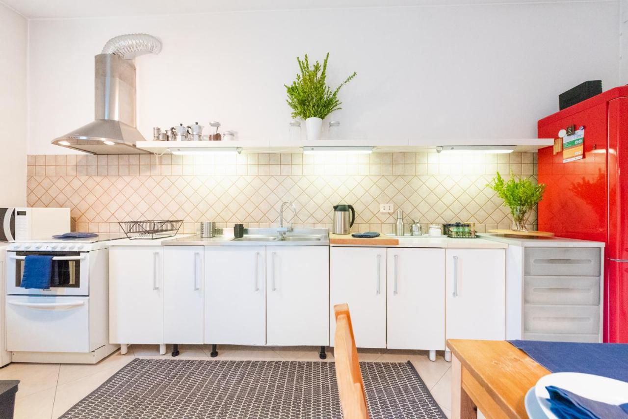 Sebino Guest House Milan Bagian luar foto